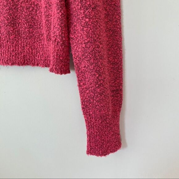 Noisy May - Textured Crop Pink/Black Sweater - Picture 4 of 13